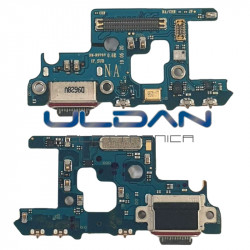 Connettore di ricarica...